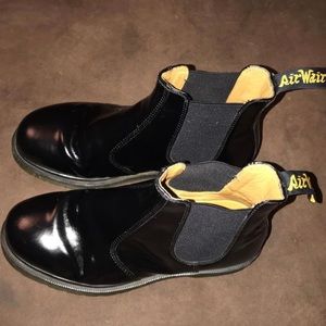 Chelsea doc martens